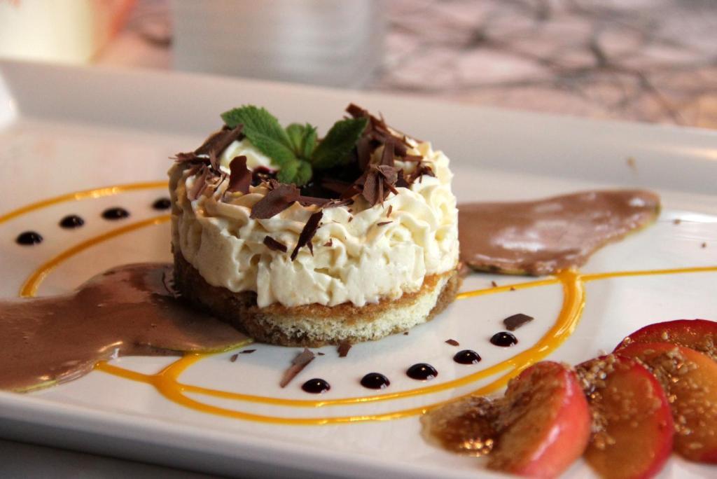 Hotel Dreikoenig & Restaurant Seegourmet ฮากเนา ภายนอก รูปภาพ
